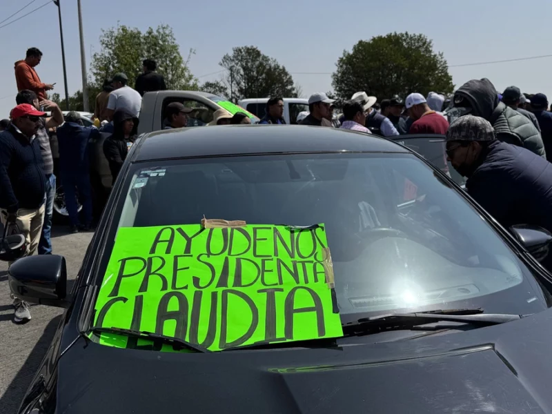 Ahora hay manifestación en el Periférico Ecológico a la altura del C5  