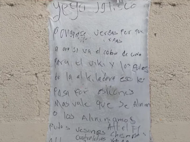 Cuelgan supuesta narcomanta en primaria de Atlixco  