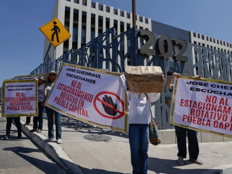 Congreso analizará con vecinos y locatarios cobro en los parquímetros de Puebla 