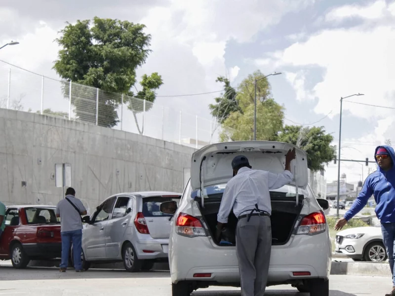Transporte pirata en Puebla se usa para repartir droga: Armenta