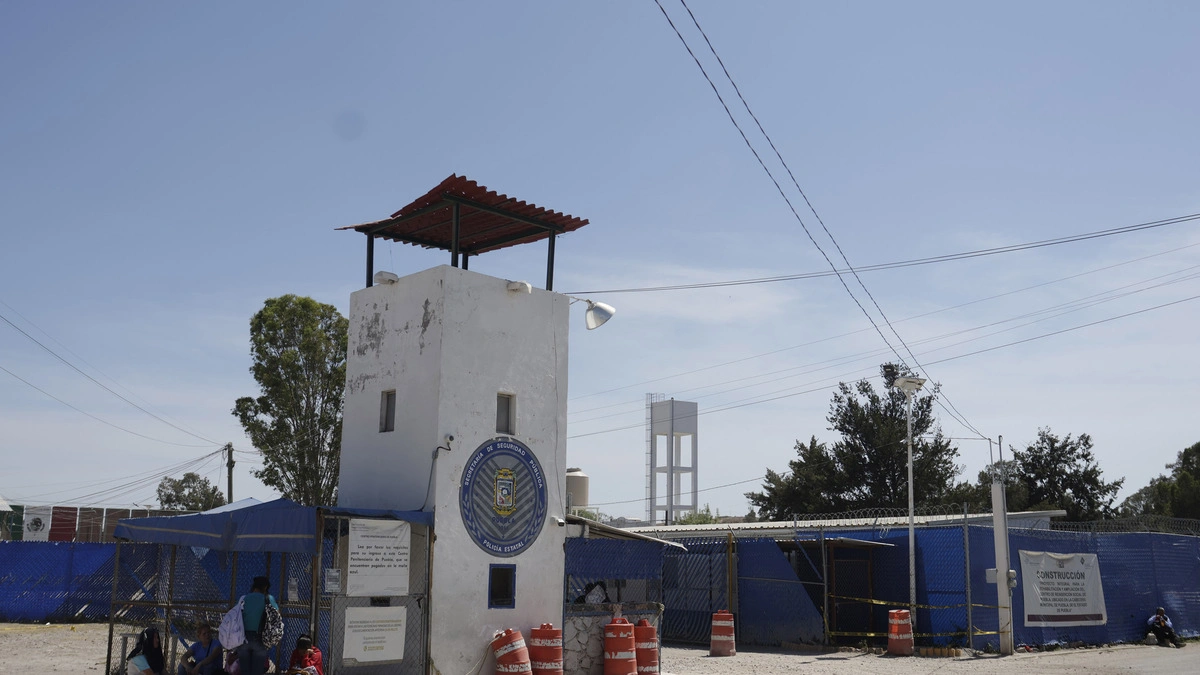 Se escapa reo de San Miguel acusado de robo agravado  