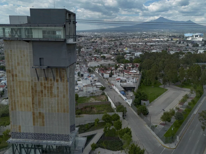 Mantenimiento al Teleférico de Puebla cuesta 25 mdp porque es un prototipo 