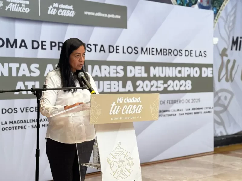 Democracia y transparencia: Ariadna Ayala toma protesta a presidentes auxiliares de Atlixco
