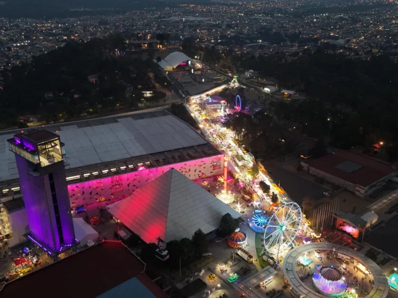 Agencias de viajes planean tours para los conciertos de la Feria de Puebla 2025 