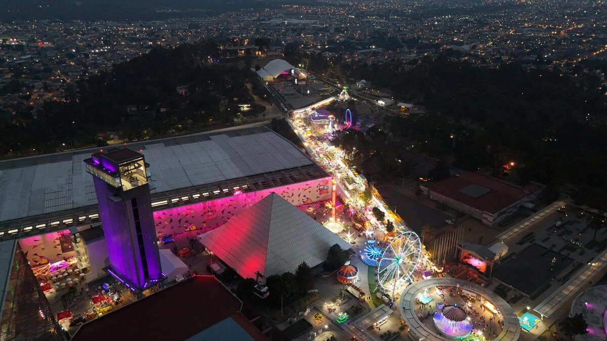 Agencias de viajes planean tours para los conciertos de la Feria de Puebla 2025 