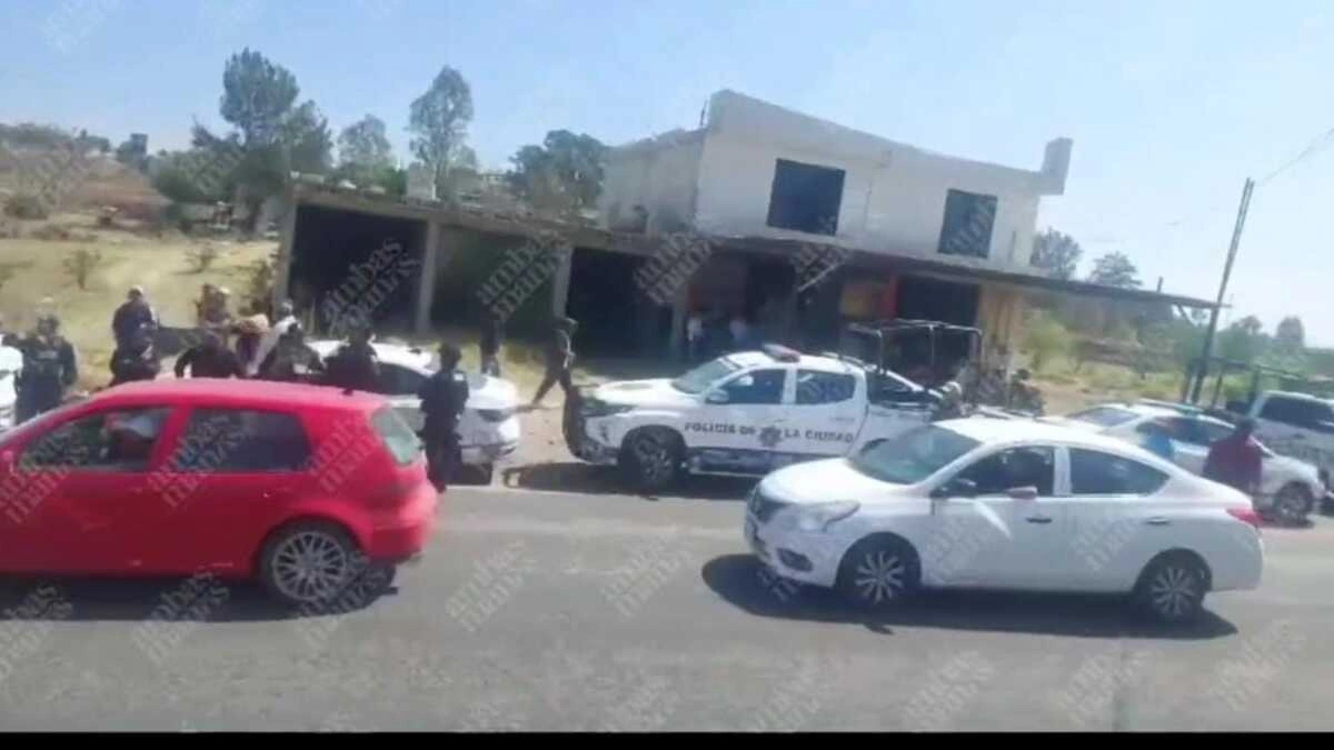 Disputa por el transporte público en Azumiatla deja un muerto  