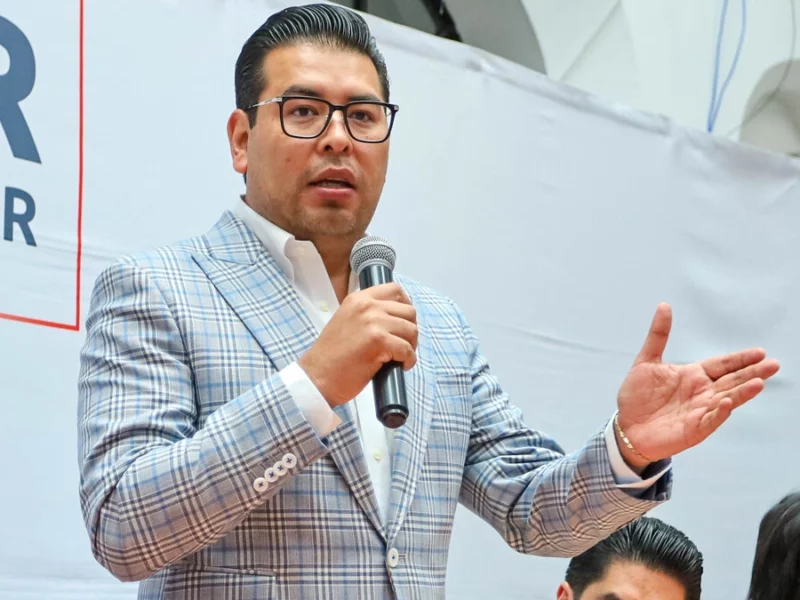 Néstor Camarillo buscará reelegirse como como dirigente del PRI; a pesar de la debacle que provocó