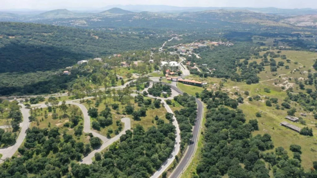 Grupo Haras donará terrenos en Amozoc; gobierno construirá viviendas para bomberos  