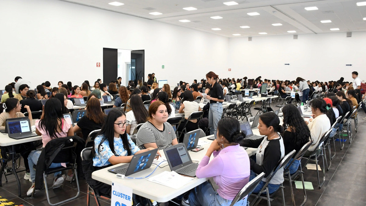 Por primera vez, la BUAP realiza su Proceso de Admisión completamente en línea