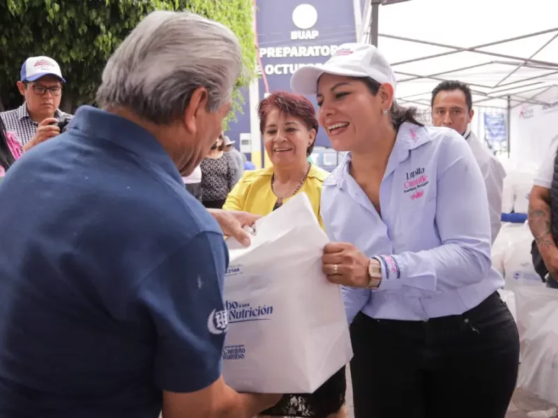 Fortalece Lupita Cuautle la alimentación de las familias sanandreseñas