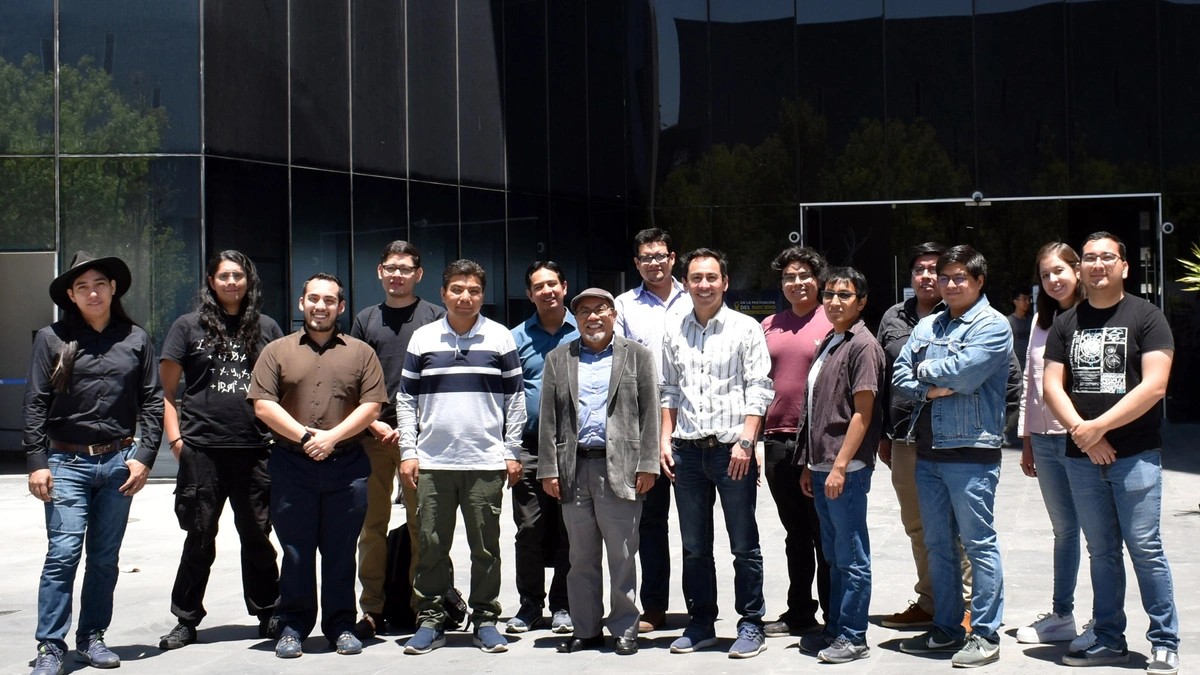 Investigadores y estudiantes de la BUAP ganan el Breakthrough Prize in Fundamental Physics 2025