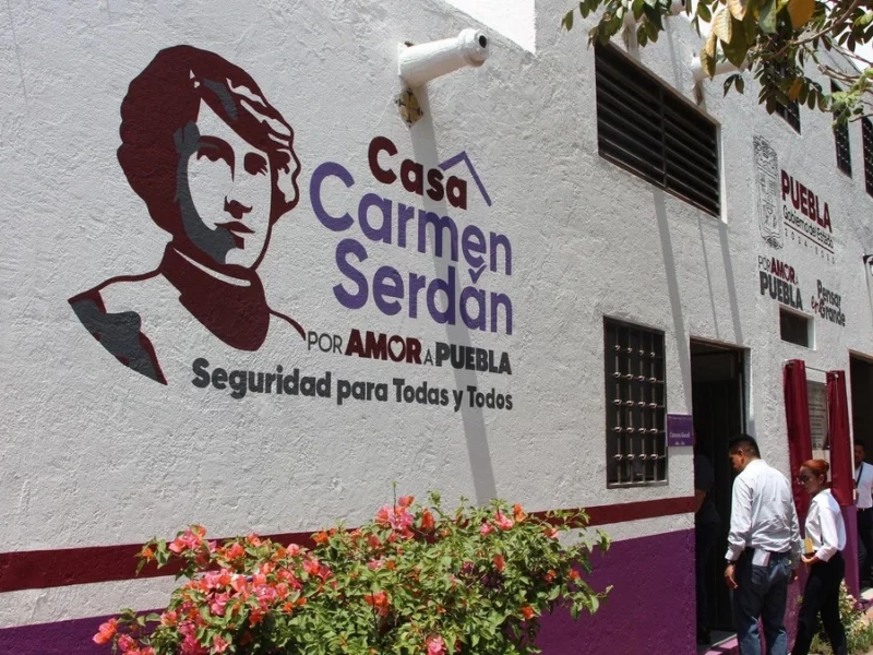 Casas Carmen Serdán han ayudado a reducir feminicidios un 20% en Puebla: Armenta  