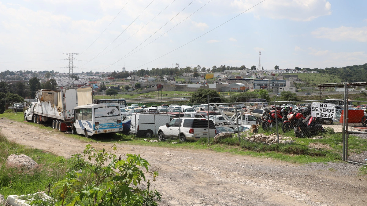 El 70% de los corralones en Puebla son irregulares: Armenta  