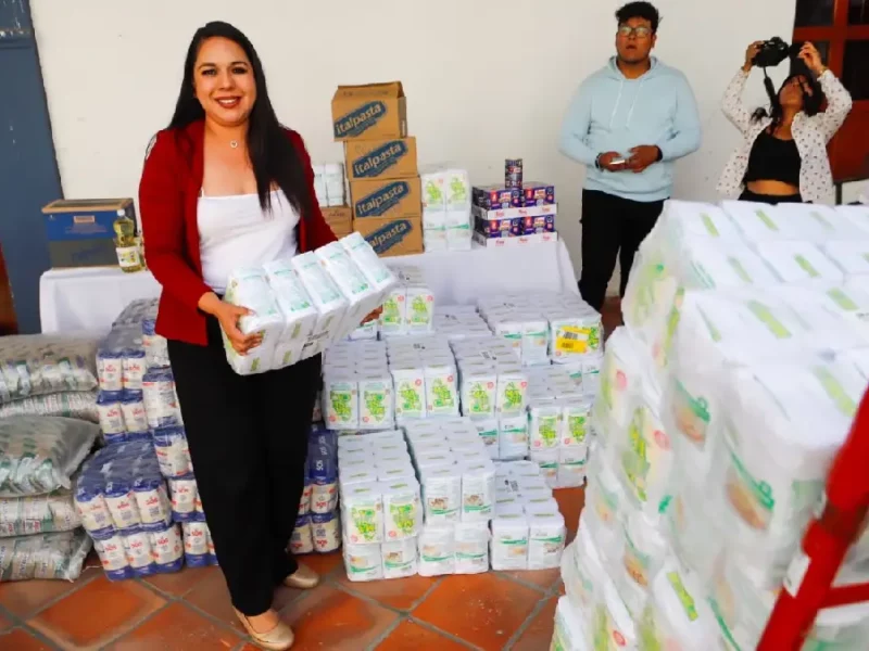 Entrega Gobierno de Cholula y DIF Municipal insumos para desayunos escolares