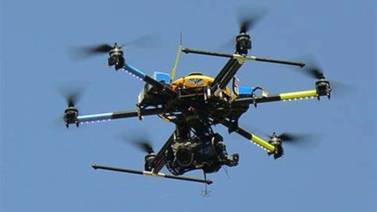 VIDEO: Adolescentes atan a perro a un dron y lo elevan en Quintana Roo 