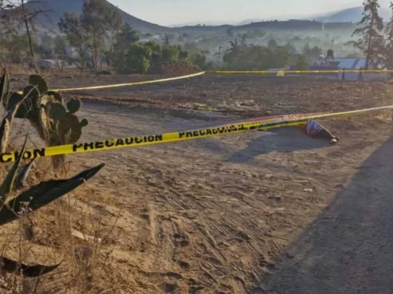 Hallan cuerpo encobijado en Ciudad Serdán