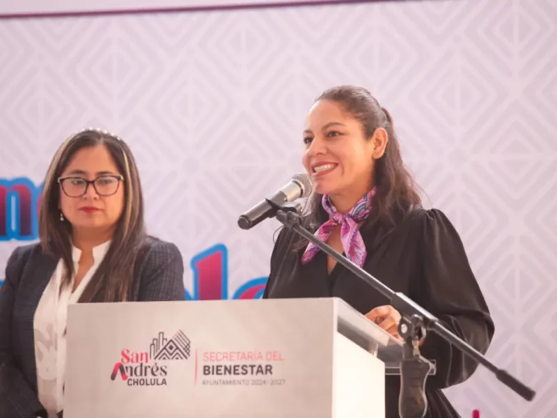 Promueve Lupita Cuautle el fortalecimiento de escuelas públicas en San Andrés Cholula