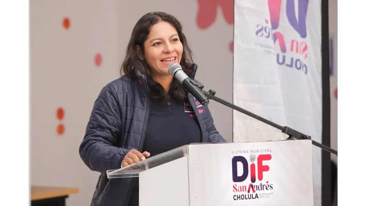 Fortalece Lupita Cuautle Identidad Institucional con Entrega de Uniformes a personal del Sistema Municipal DIF
