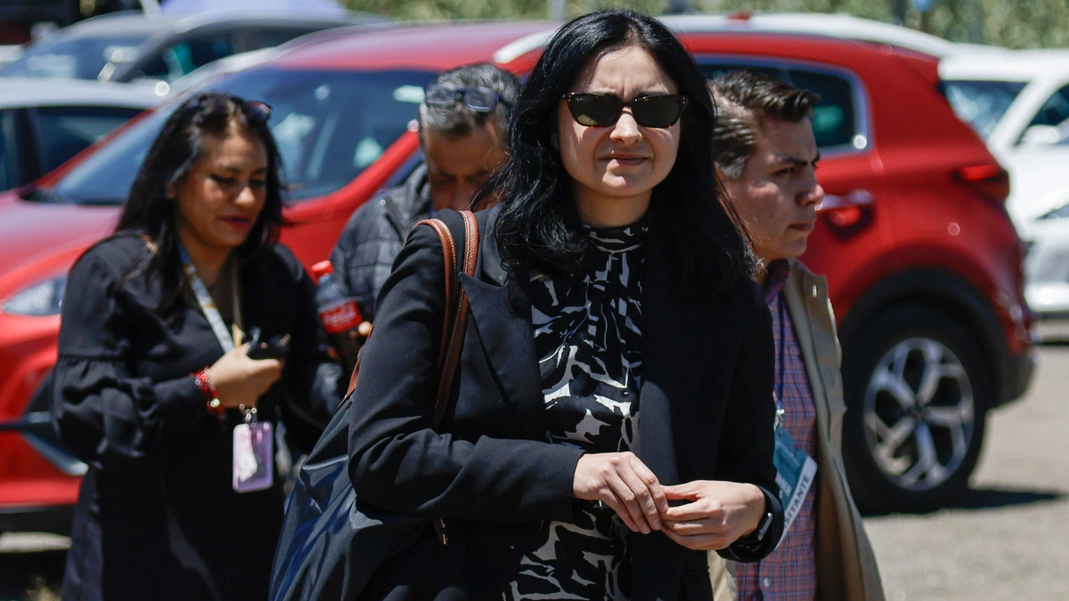 Helena llega al inicio del juicio de Zavala por el feminicidio de Cecilia Monzón  