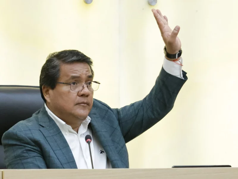 Ingresa al Congreso de Puebla iniciativa para prohibir imágenes de narcotraficantes en conciertos  