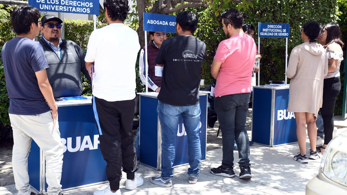 Instala BUAP Módulos de Atención a la Comunidad Universitaria