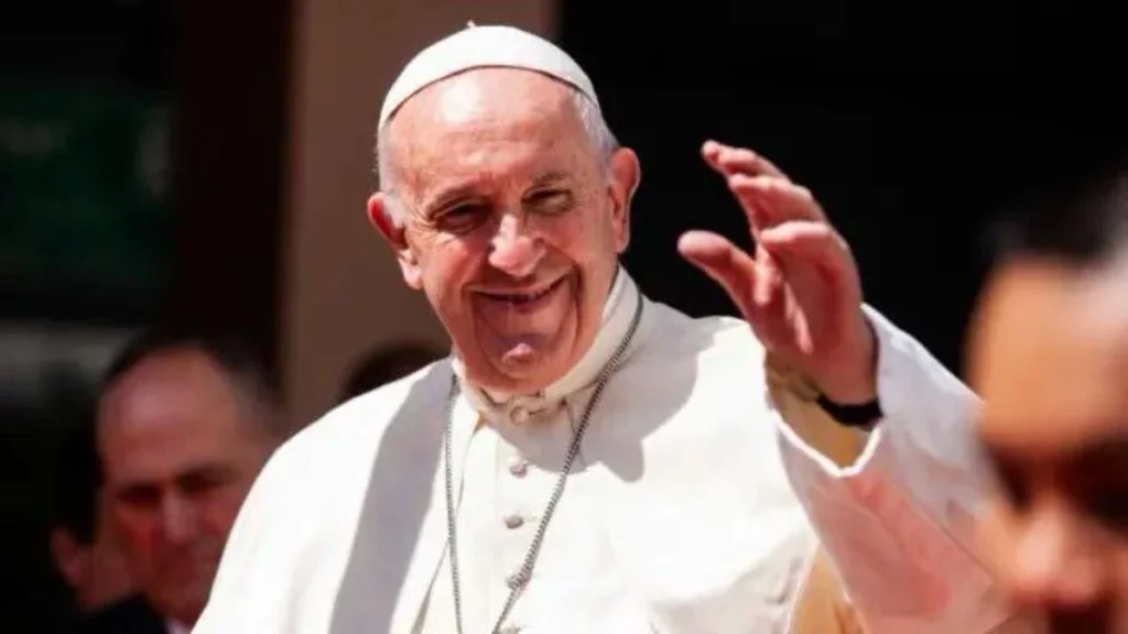 Muere el papa Francisco, el primer latinoamericano, a los 88 años de edad 
