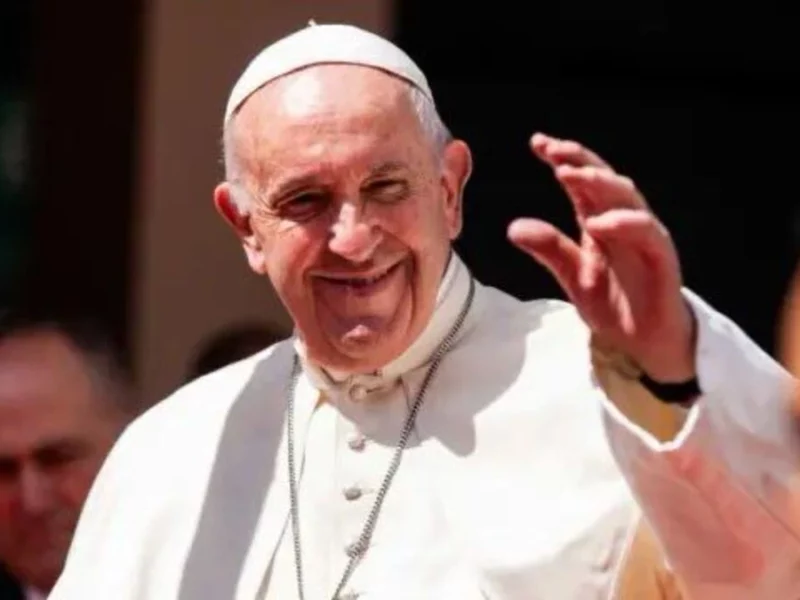 Muere el papa Francisco, el primer latinoamericano, a los 88 años de edad 