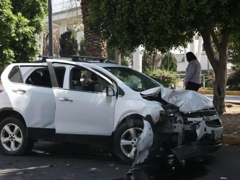Al día, 18 personas ingresan al hospital en Puebla por accidentes automovilísticos