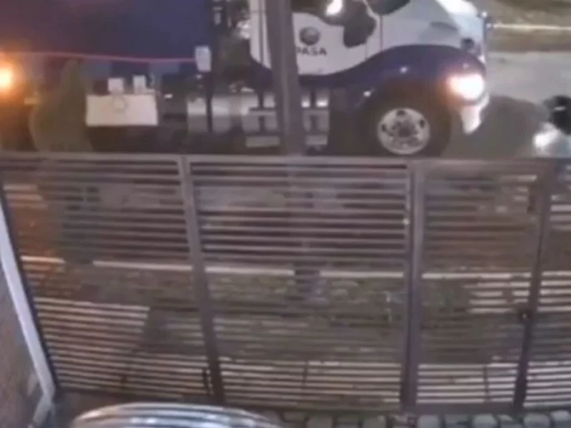 VIDEO: Asaltan a recolectores de basura en la zona de Los Fuertes 