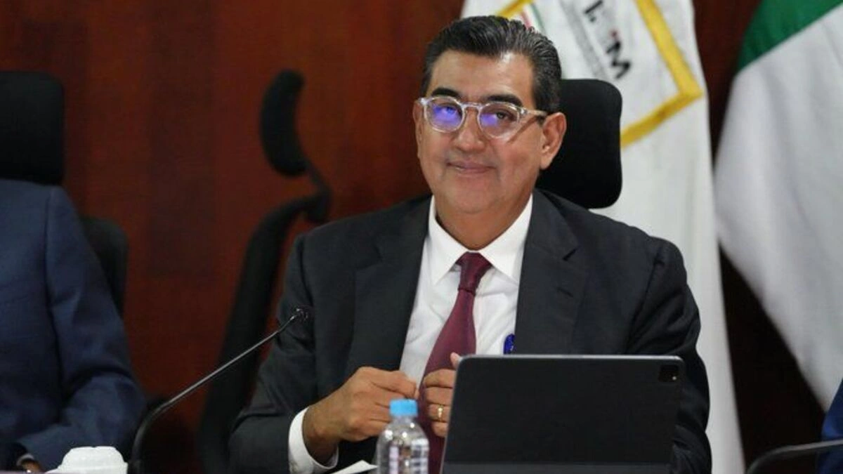 Sergio Salomón inicia transición en Migración; este 1 de mayo asume titularidad  