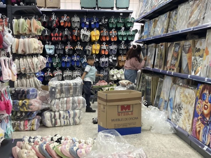 Existen 50 tiendas chinas en el Centro Histórico de Puebla  