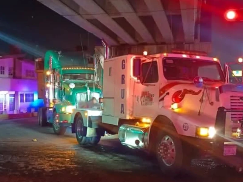 Recuperan tractocamión robado en Palmar de Bravo