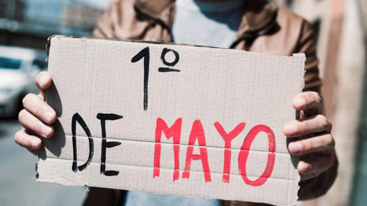 ¿Te tocó trabajar este 1 de mayo? Esto deben pagarte 