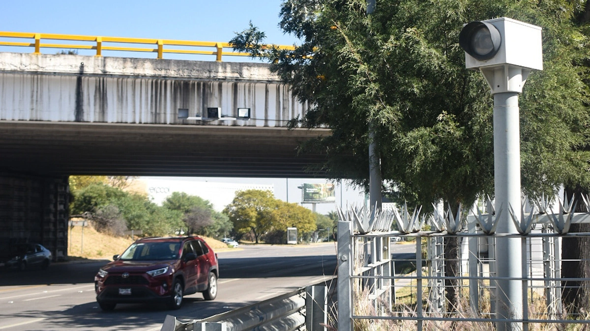 Autotraffic nuevamente operará fotomultas de Puebla hasta 2027  