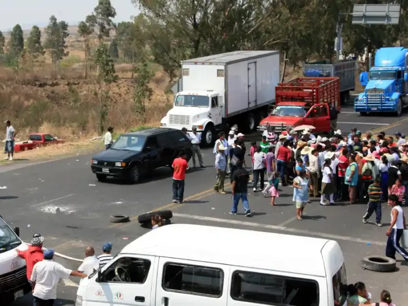 Después de 3 días, abren la carretera federal Puebla-Atlixco.