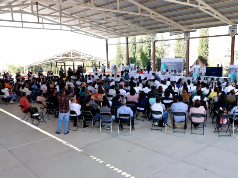 Refrenda Laura Artemisa compromiso de escuchar a sociedad, en Foro para Construcción de una Convivencia Escolar Sana e Integral