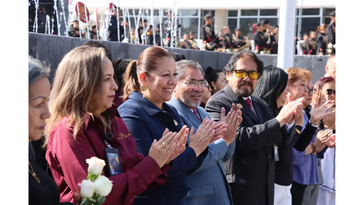 Acude Laura Artemisa a ceremonia cívica del CENHCH