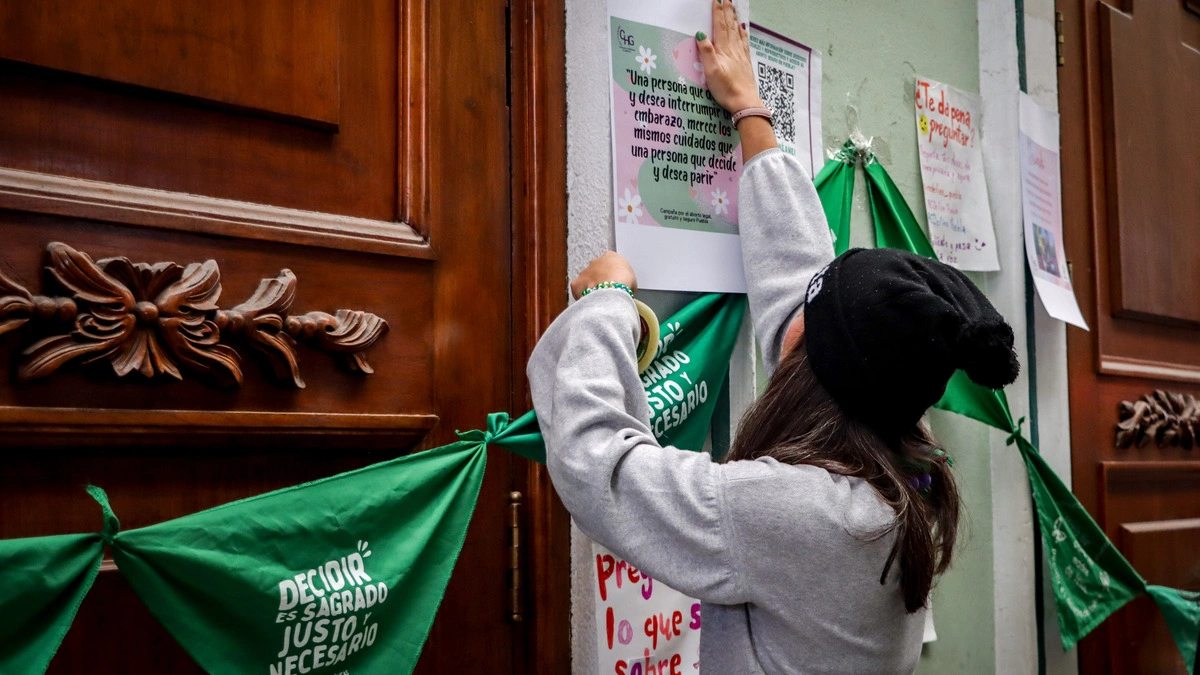 Falta reformar la Ley de Salud en Puebla a favor del aborto: GIRE 