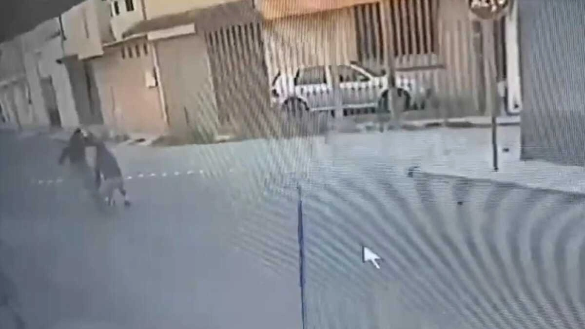 VIDEO: Estudiante enfrenta a asaltantes y lo apuñalan cerca de CU