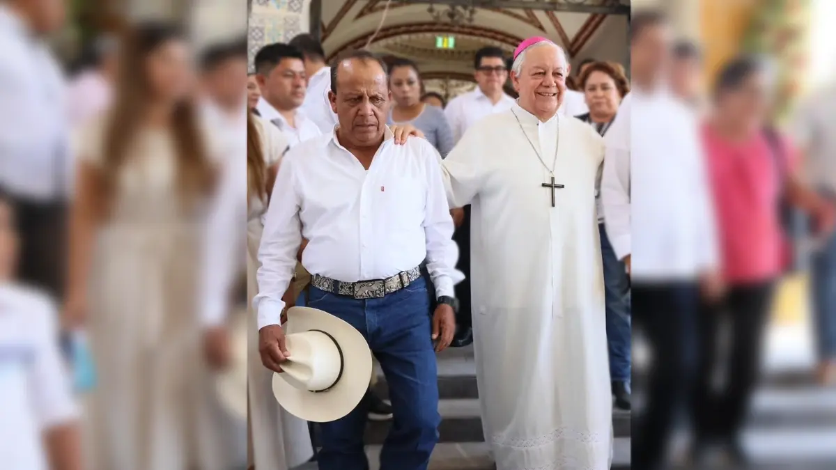 Hermano del arzobispo de Puebla impugna sentencia en su contra por violencia política