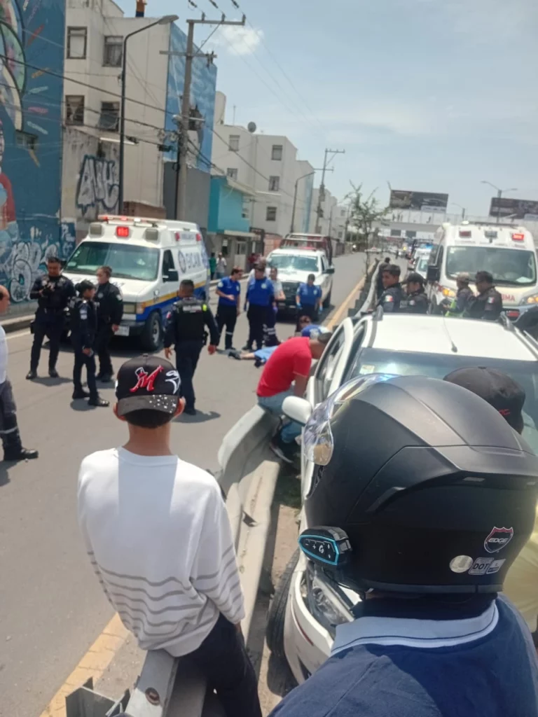 Un motociclista murió la mañana de este domingo 18 de mayo al ser atropellado por un conductor ebrio sobre el Periférico Ecológico a la altura de de la Unidad Habitacional Loma Bella.