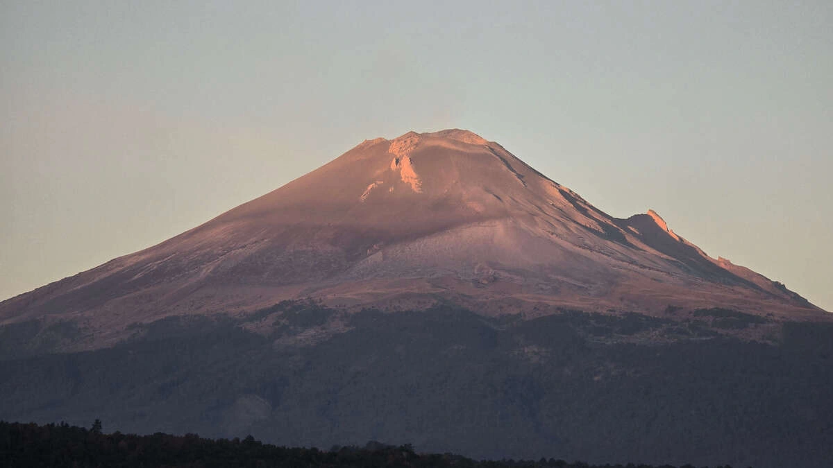 VIDEO: Usuaria de TikTok muestra el cráter del Popocatépetl  