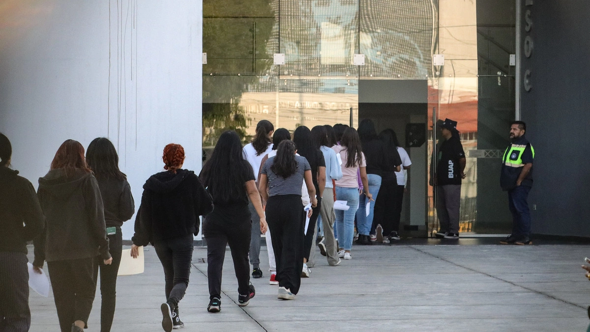 Instituto de la Juventud impartirá cursos gratuitos para el examen de admisión BUAP  