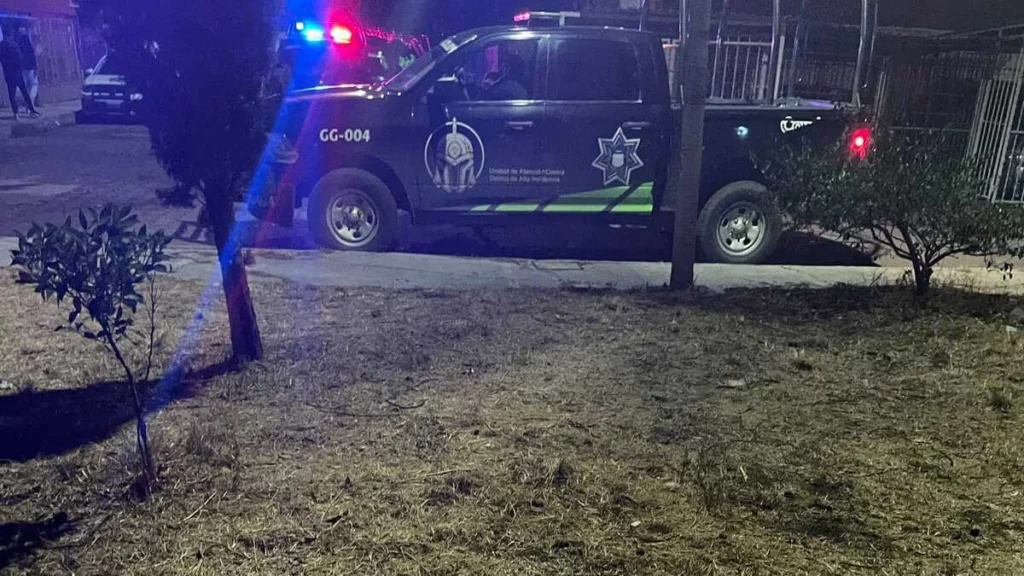 Dos hombres en moto atacaron a un estudiante en Loma Bella, Puebla.
