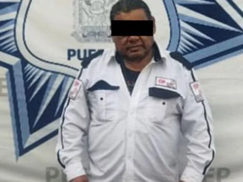Detienen a hombre que se hacía pasar por escolta en San Andrés Cholula