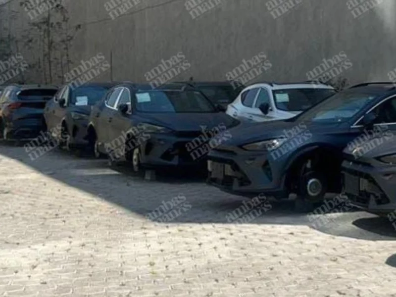 Se roban 64 llantas de vehículos Cupra en Angelópolis 