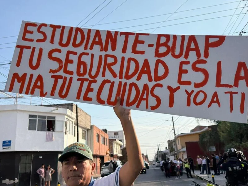 Ernesto es el joven apuñalado en CU; la ambulancia tardó 2 horas en llegar