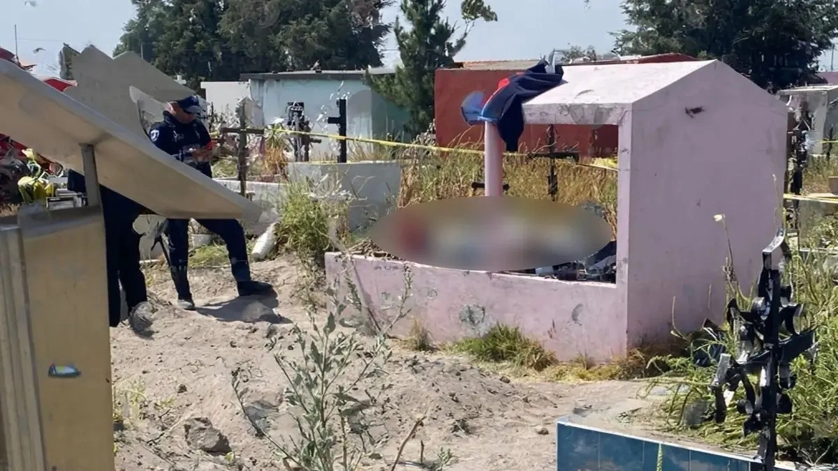 En pleno sepelio ejecutan a un joven de 24 años en Santa María Moyotzingo