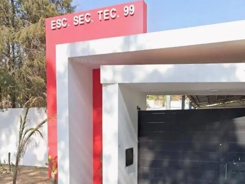 Denuncian golpiza a adolescente en secundaria de Ocoyucan, Puebla