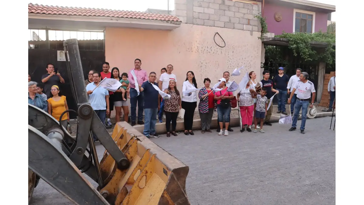 Ariadna Ayala presidenta de Atlixco continúa con más obras con sentido social.